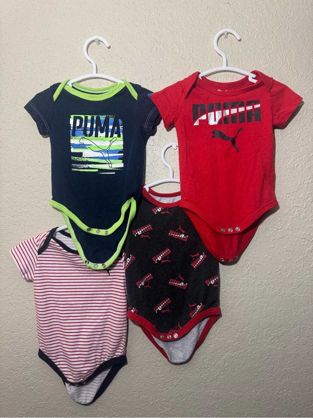 Puma Baby Boy 0-3M Bodysuit Lot 4 Pack Short Sleeve Onesies